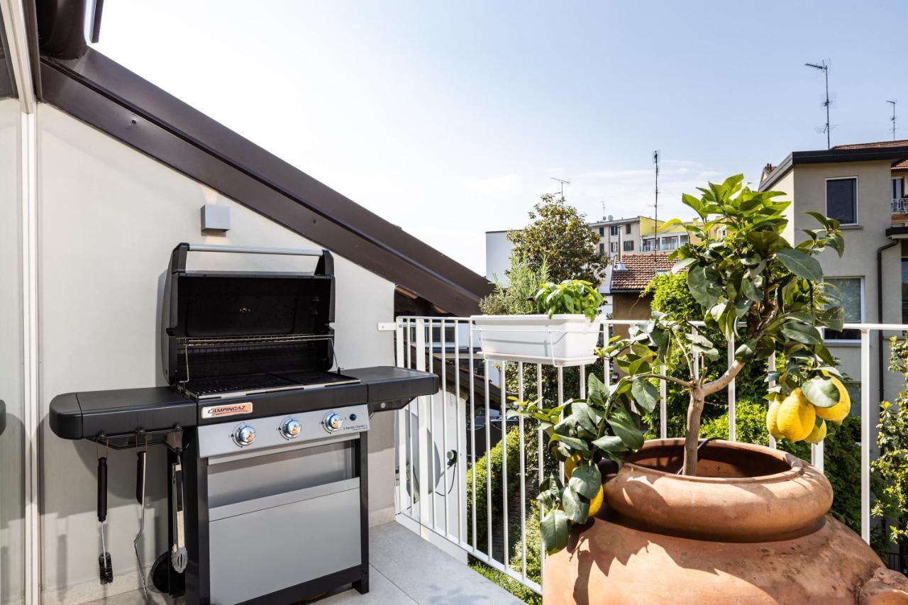 *Villa Olivo*With Private Terrace & Jacuzzi + 3Bedrooms Milano Ngoại thất bức ảnh