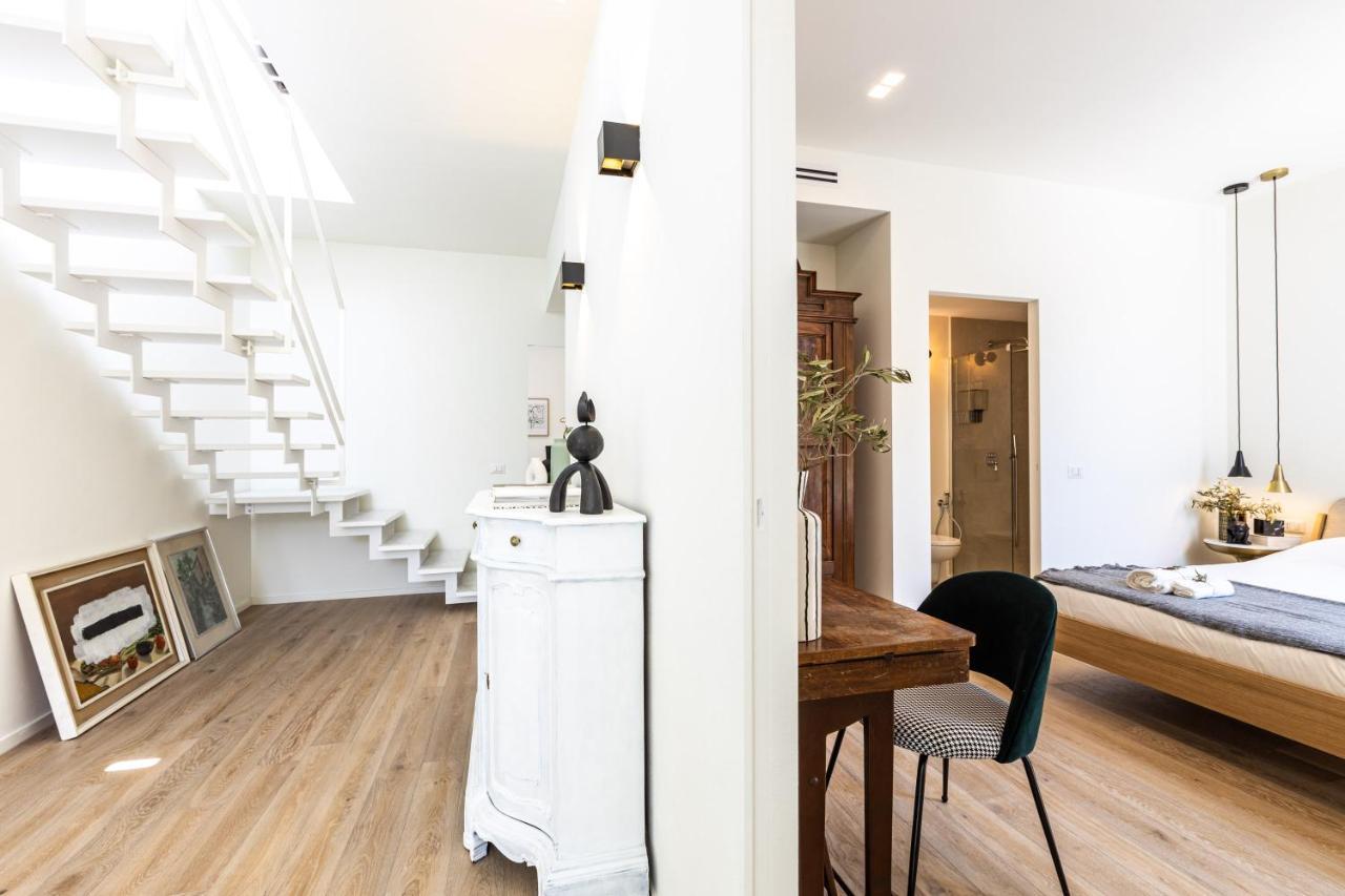 *Villa Olivo*With Private Terrace & Jacuzzi + 3Bedrooms Milano Ngoại thất bức ảnh
