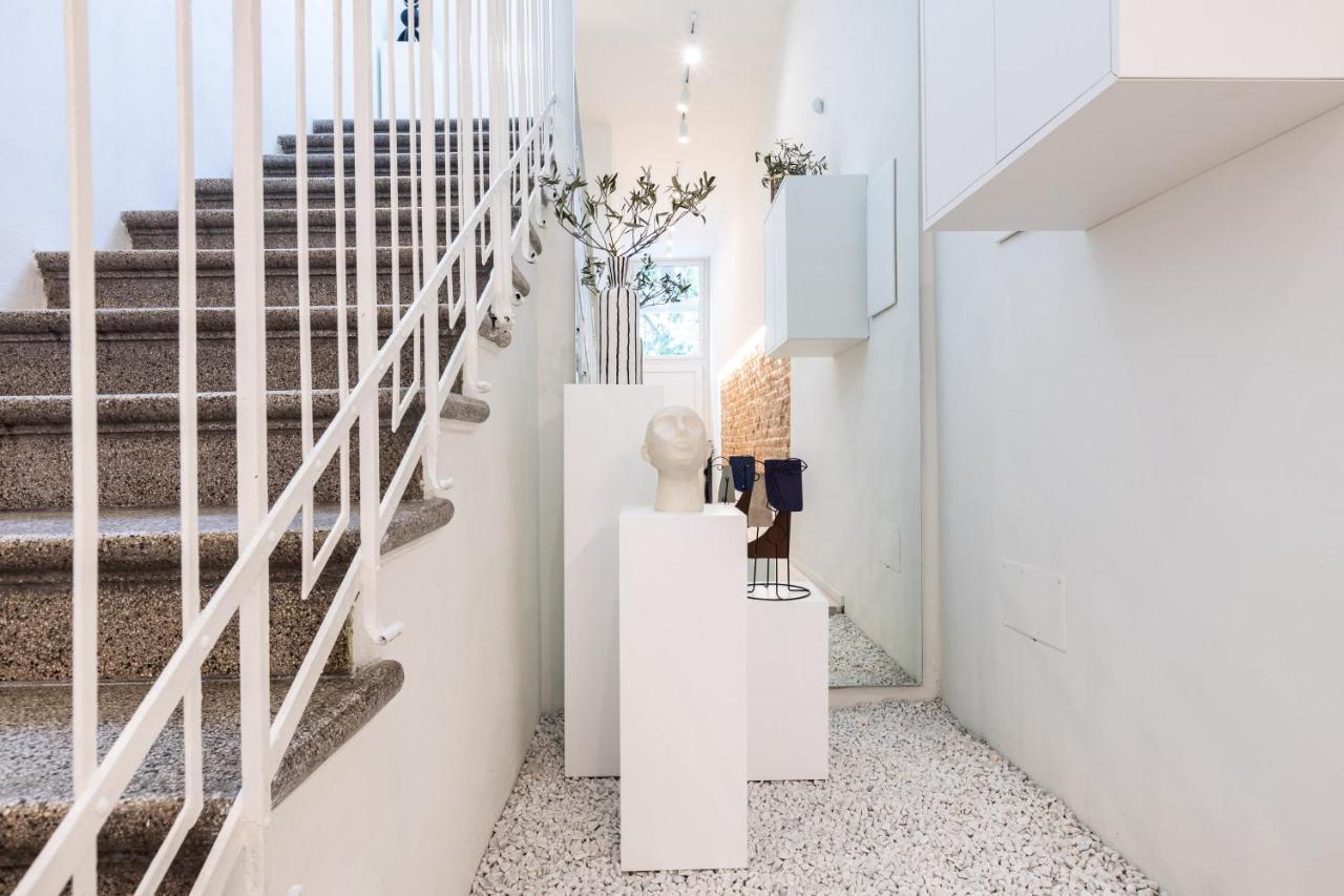 *Villa Olivo*With Private Terrace & Jacuzzi + 3Bedrooms Milano Ngoại thất bức ảnh